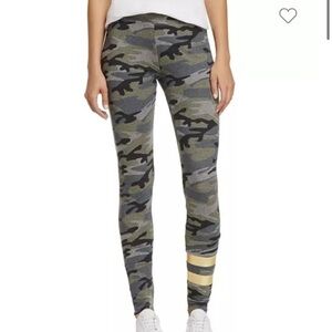 NWOT Sundry Stripe & Camouflage Yoga Leggings